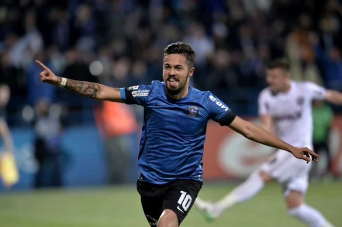 
    Gabi Iancu şi iubita sa s+au căsătorit anul trecut Foto Arhivă personală   