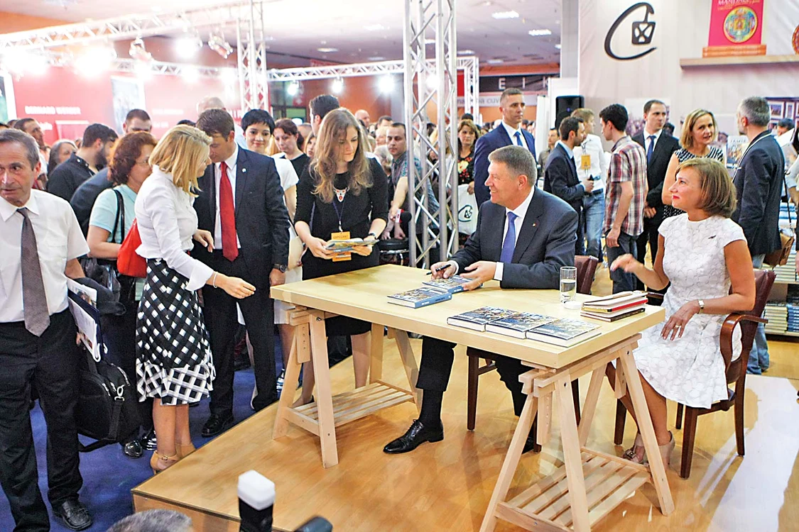 Preşedintele Iohannis  a lansat o nouă carte