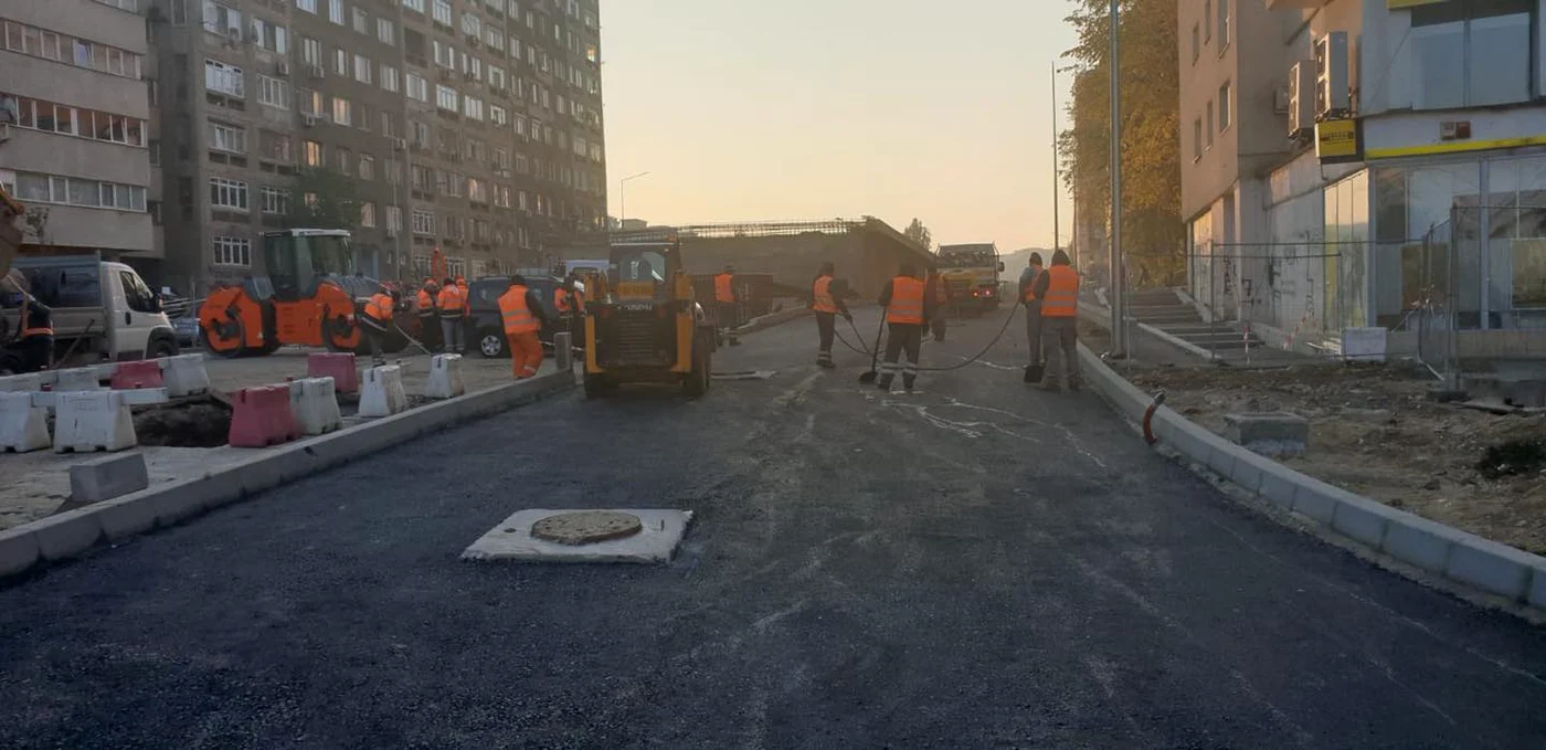 
    Primarul sectorului 2, Radu Mihaiu, prin consilierii locali, a tăiat finanțarea Pasajului Doamna Ghica  
