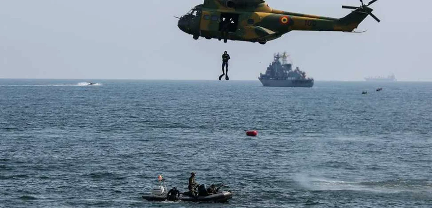 Zeul Neptun, prezenţă nelipsită de la Ziua Marinei Foto S.I.