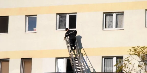 Pompierii militari au intervenit rapid pentru a salva copilul 