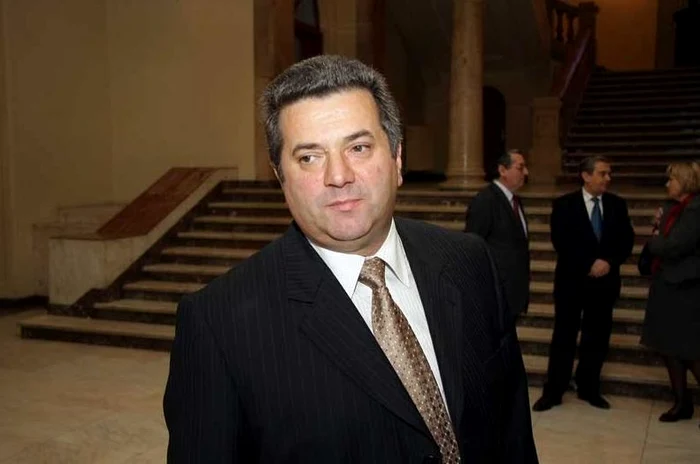 Prof.dr. Vasile Ișan, rectorul UAIC