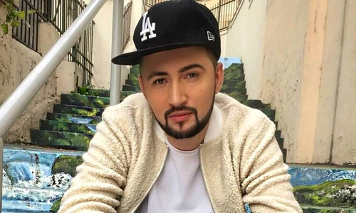 F Charm videoclip jpeg