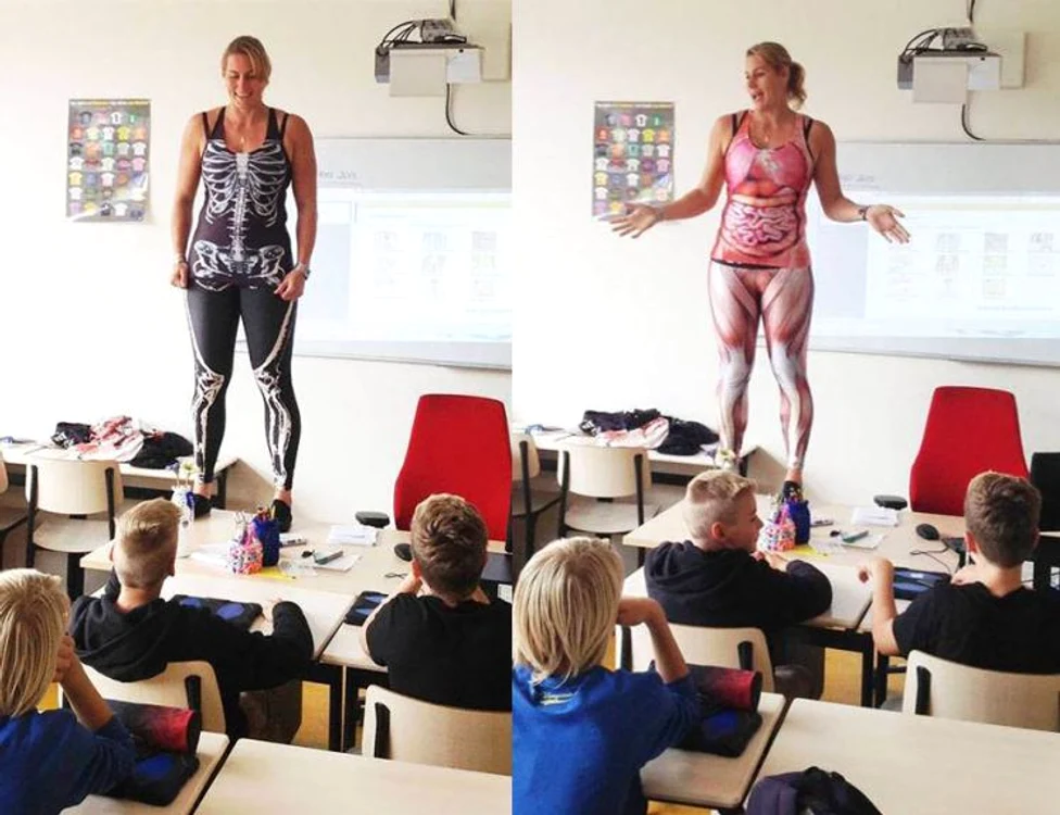 Pe sub hainele obișnuite, Debby purta costume speciale care ilustrau anatomia corpului uman