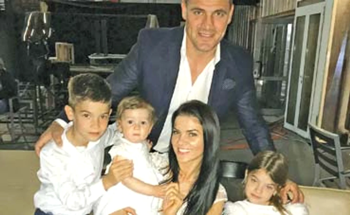 Iftimoaie are trei copiii: Nicole Maria, Nicholas Ionuţ şi Ioana