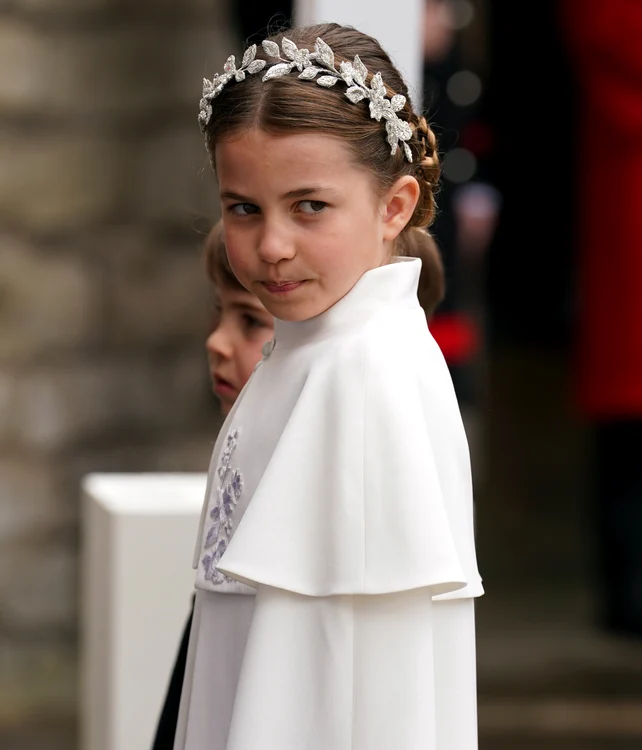Prințesa Charlotte cu coroniță la Încoronarea Regelui Charles   GettyImages 1252746926 jpg