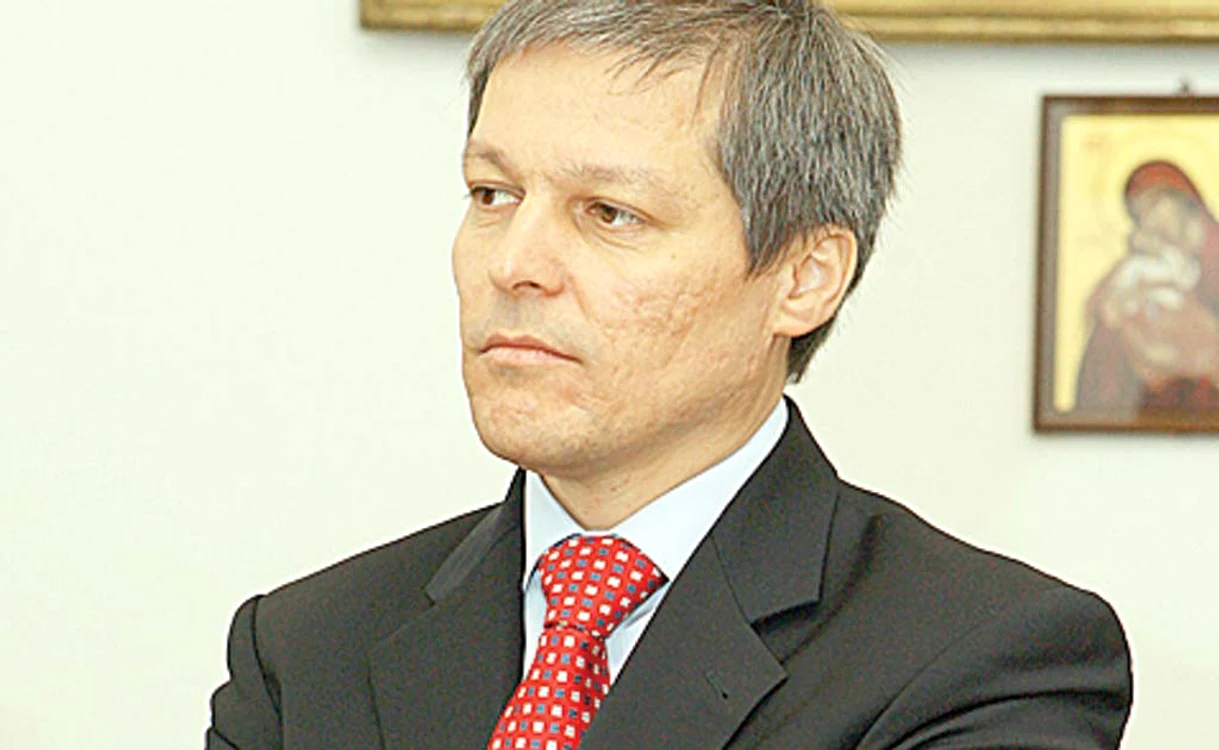 
    Dacian Cioloş  