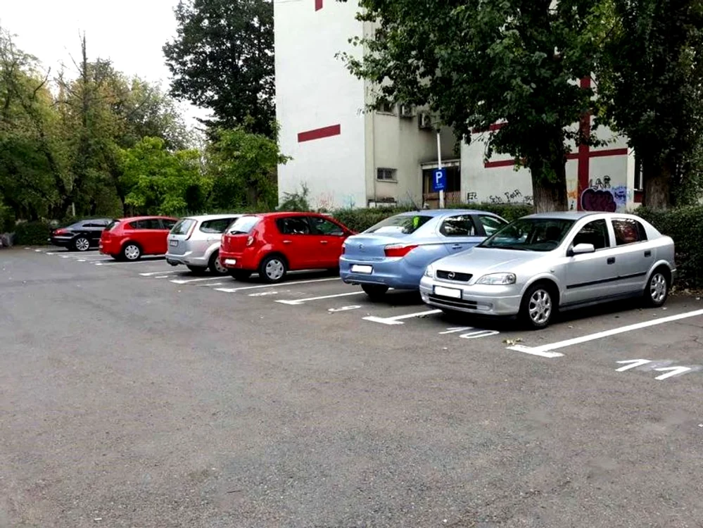 
    În sectorul 1, locul de parcare exclusiv va costa 600 de lei pe an  