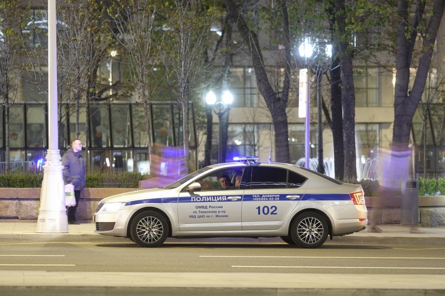 Un elev și-a atacat colegii și profesorii cu ciocanul, într-o şcoală din Rusia. Sunt patru răniți