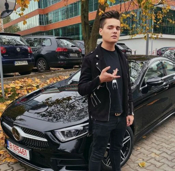 Selly a făcut accident cu mașina scumpă pe care abia și-o cumpăraseFoto: Instagram