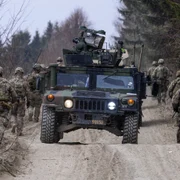 Trupele NATO staţionate în Polonia participă la exerciţii. FOTO Gettyimages