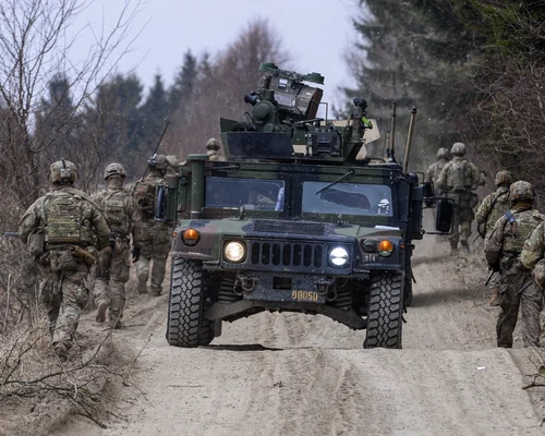 Trupele NATO staţionate în Polonia participă la exerciţii. FOTO Gettyimages