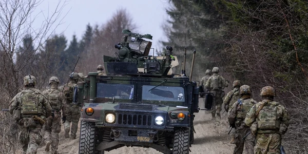 Trupele NATO staţionate în Polonia participă la exerciţii. FOTO Gettyimages