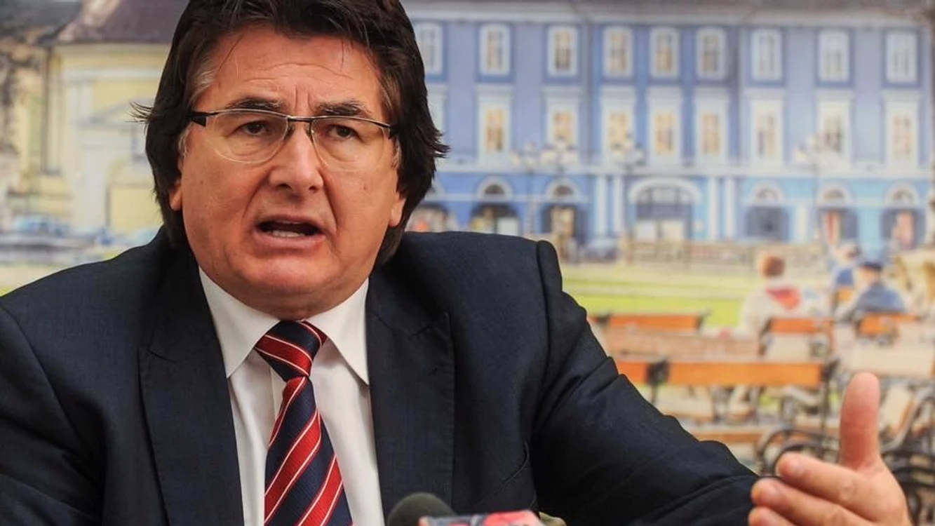 
    Nicolae Robu se plânge că Timișoara s-a umplut de persoane care profită de coronavirus  