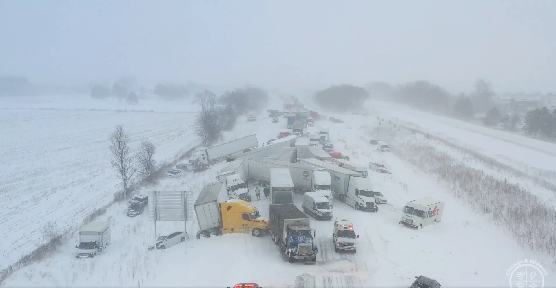 Carambol cu peste 100 de mașini implicate în Michigan, în timpul unei furtuni de zăpadă: „A fost înfricoșător să auzi bubuiturile”