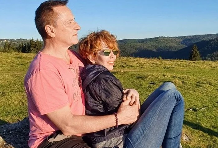 
    Claudiu Bleonț a convins-o cu greu pe Iulia să se mute la Belișfoto: arhiva personală/Facebook  