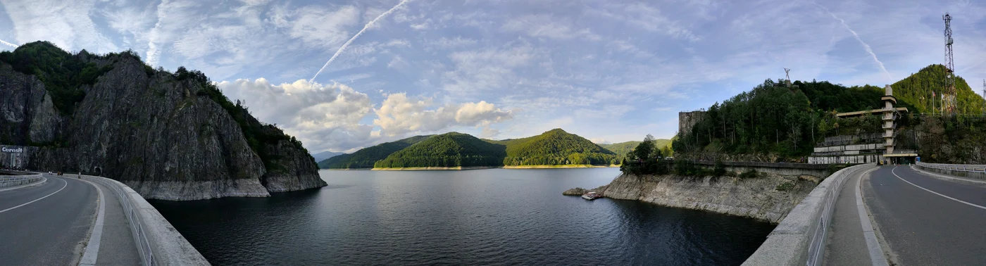 Foto panoramică a Barajului și Lacului Vidraru, vară 2025 Foto Daciana Stoica pentru Adevărul