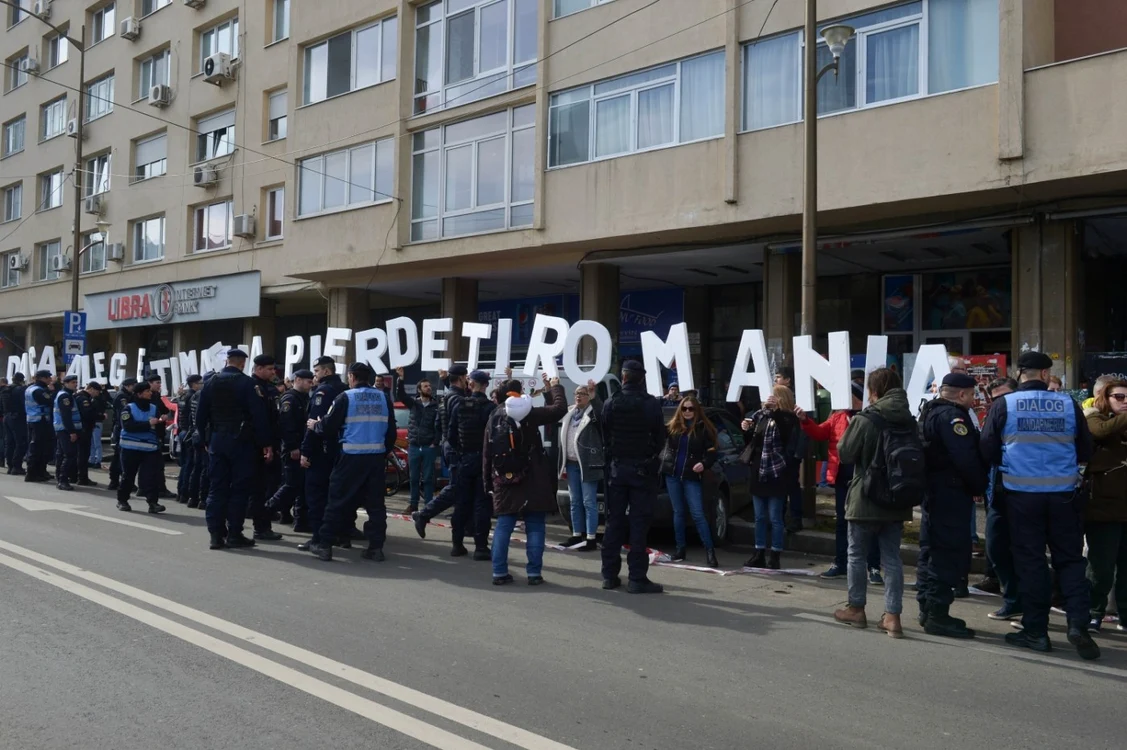 Protestatari la Congresul PSD la Săla Palatului în 10 martie 2018 FOTO Mediafax / Alexandra Pandrea