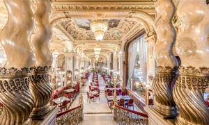 NY Cafe budapest jpg
