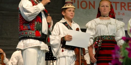 festival ion petreus