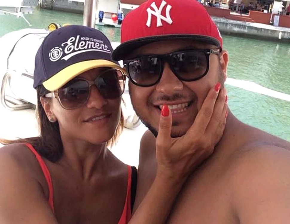
    Claudia Pătrăşcanu şi Gabi Bădălău petrec clipe minunate în Spania FOTO: Arhiva personală  