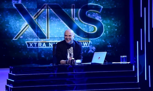 2 dan capatos are o noua colega la xns jpg jpeg