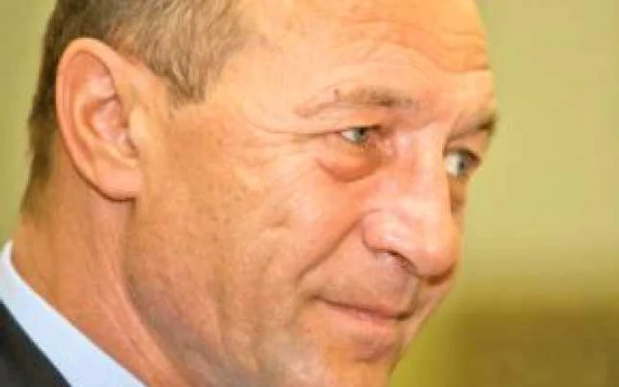 Băsescu: Este important să cheltuim resurse minime din împrumuturi fără să facem excese