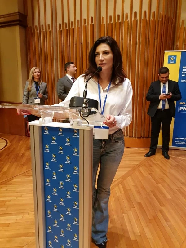 2 ioana ginghina in politica pnl sector 1 ludovic orban 1 jpg jpeg