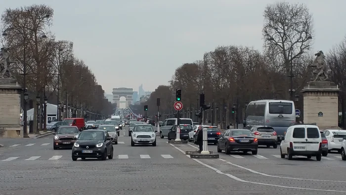 Champs Elysees