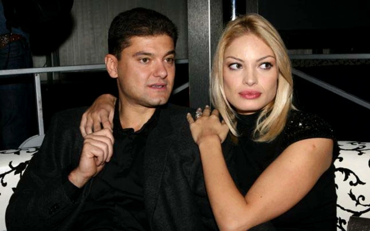 
    Boureanu a divorţat de Pelinel  