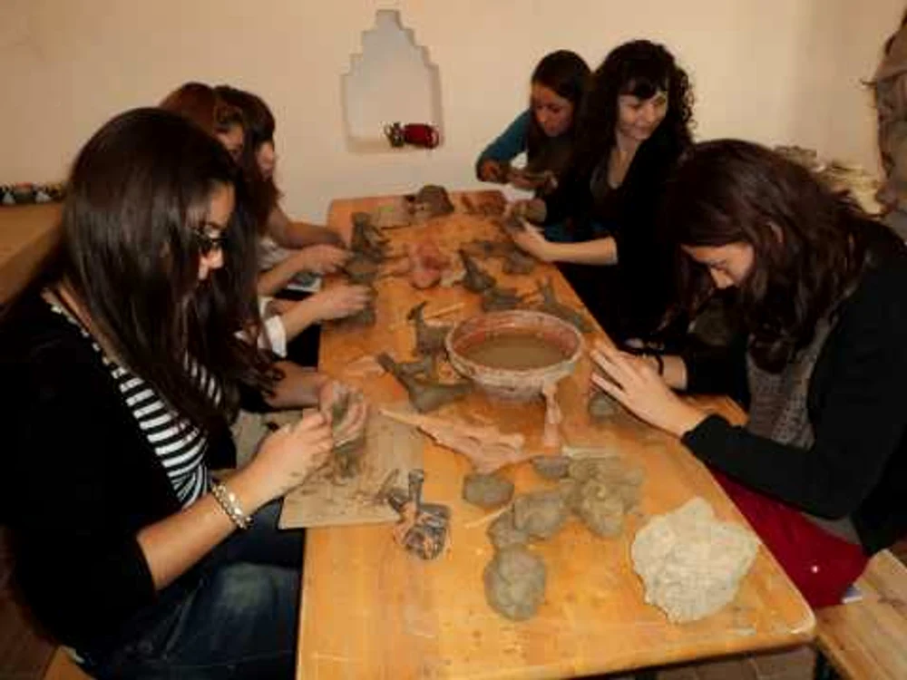 Tema workshop-ului este: “Femeia în preistorie”