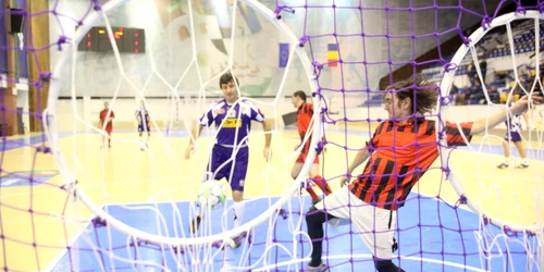 Noul sport apărut la Timişoara poate fi foarte spectaculos. FOTO