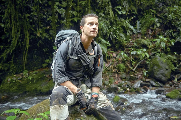 Bear Grylls,  expert în tehnici  de supravieţuire