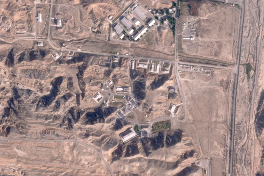 Instalații deteriorate la baza Parchin din afara Teheranului FOTO Planet Labs via AP