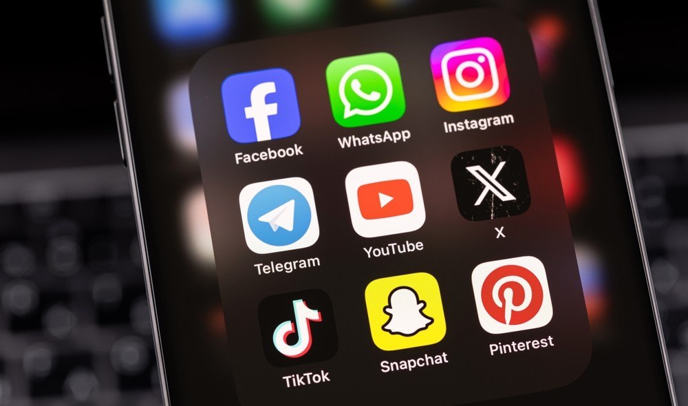 „Chat Control”. Uniunea Europeană vrea să monitorizeze mesajele de pe platforme populare precum WhatsApp