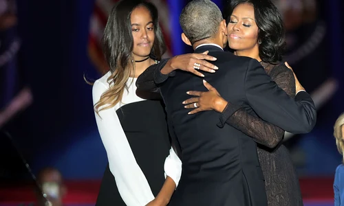 <> on January 10, 2017 in Chicago, Illinois  jpeg