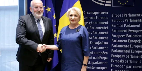 Viorica Dancila si Frans Timmermans FOTO gov.ro