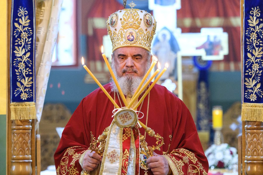 Patriarhul Daniel se implică în scandalul dintre IPS Teodosie și Vasile Bănescu: „Produce tulburare în Biserică“