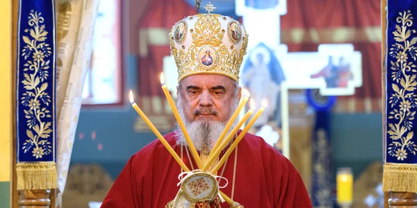 patriarh daniel slujba inviere jpeg