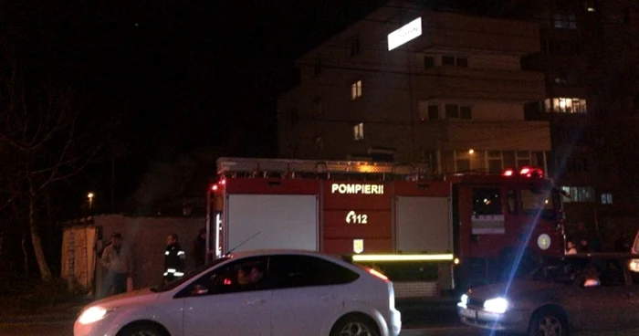 O femeie de 87 de ani a murit în incendiul izbucnit la o casă FOTO ISU Dobrogea