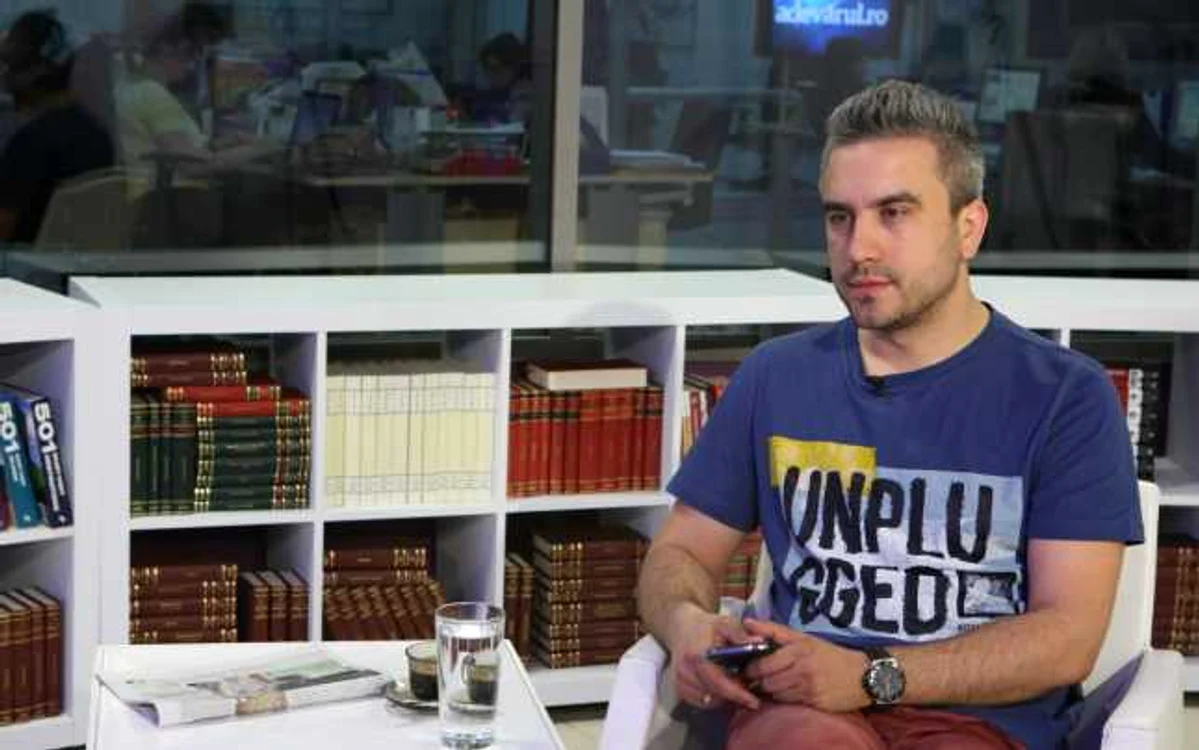 Percuţionistul Zoli Toth, în studioul Adevărul Live FOTO Marian Iliescu