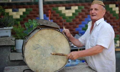 Muzică şi românitate jpeg