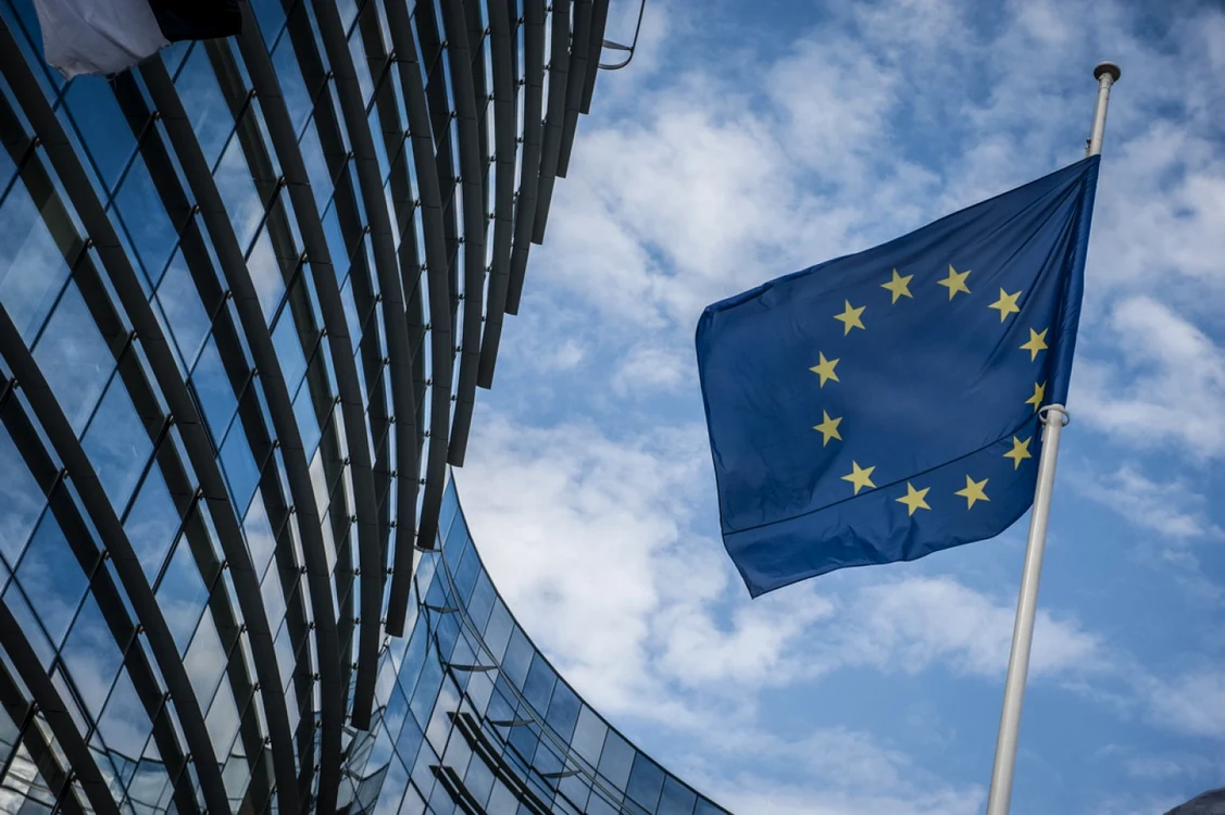 Executivul de la Bruxelles admite că ştia de diferenţele între emisiile de noxe din timpul testelor şi ciculaţia în traficul real