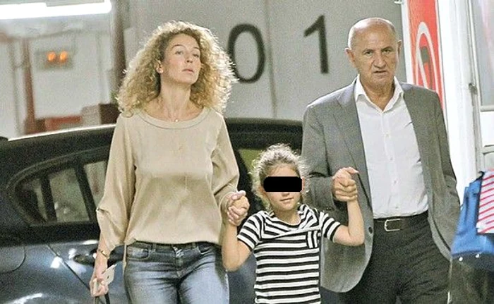 Aida Giurumescu l-a dat în judecată pe Giovani Becali pentru pensia alimentară a fiului lor