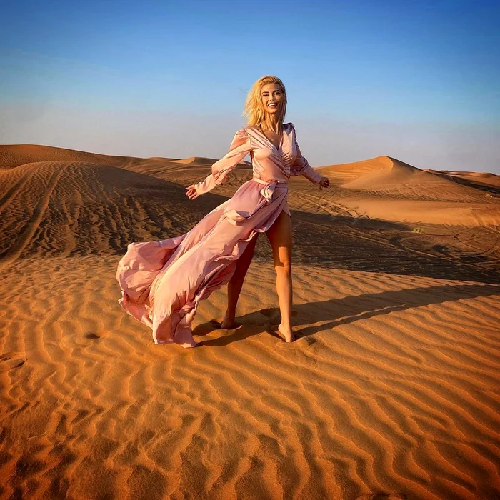 Andreea Bălan se bucură de zilele însorite din Dubai Foto: Instagram