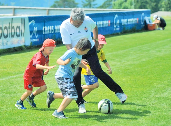 
    Mircea Lucescu are  parte şi de momente de  destindere în Elveţia  