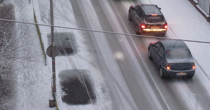 Codul galben se referă la condiţii meteorologice potenţial periculoase