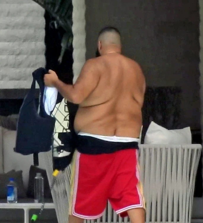 Dj Khaled era să rămână în fundul gol