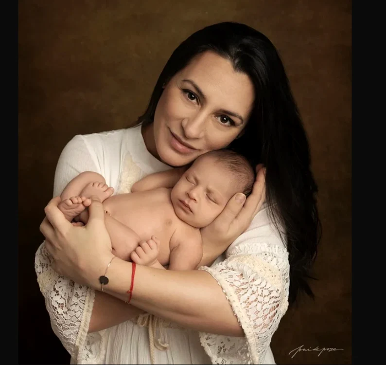 Cătălina Ponor și fiul ei, în urmă cu câteva luni. Foto Instagram
