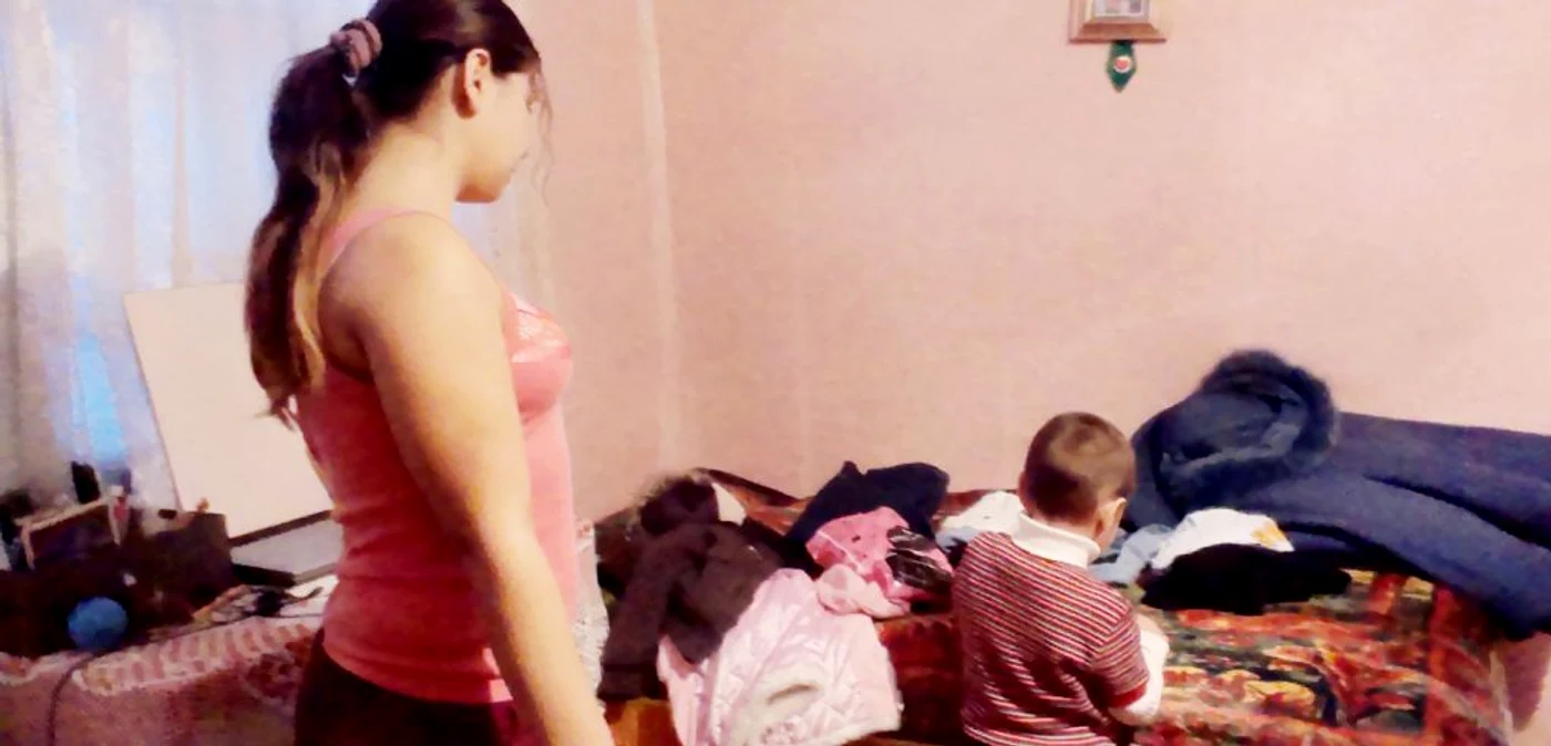 Ana are nevoie de 5.000 de lei ca să-şi cumpere casa în care locuieşte cu chirie FOTO: Adevărul
